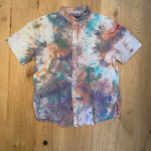 Men’s L short sleeve button down tye dye